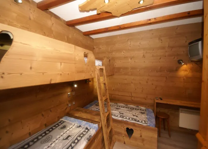 With Hill Views Chalet